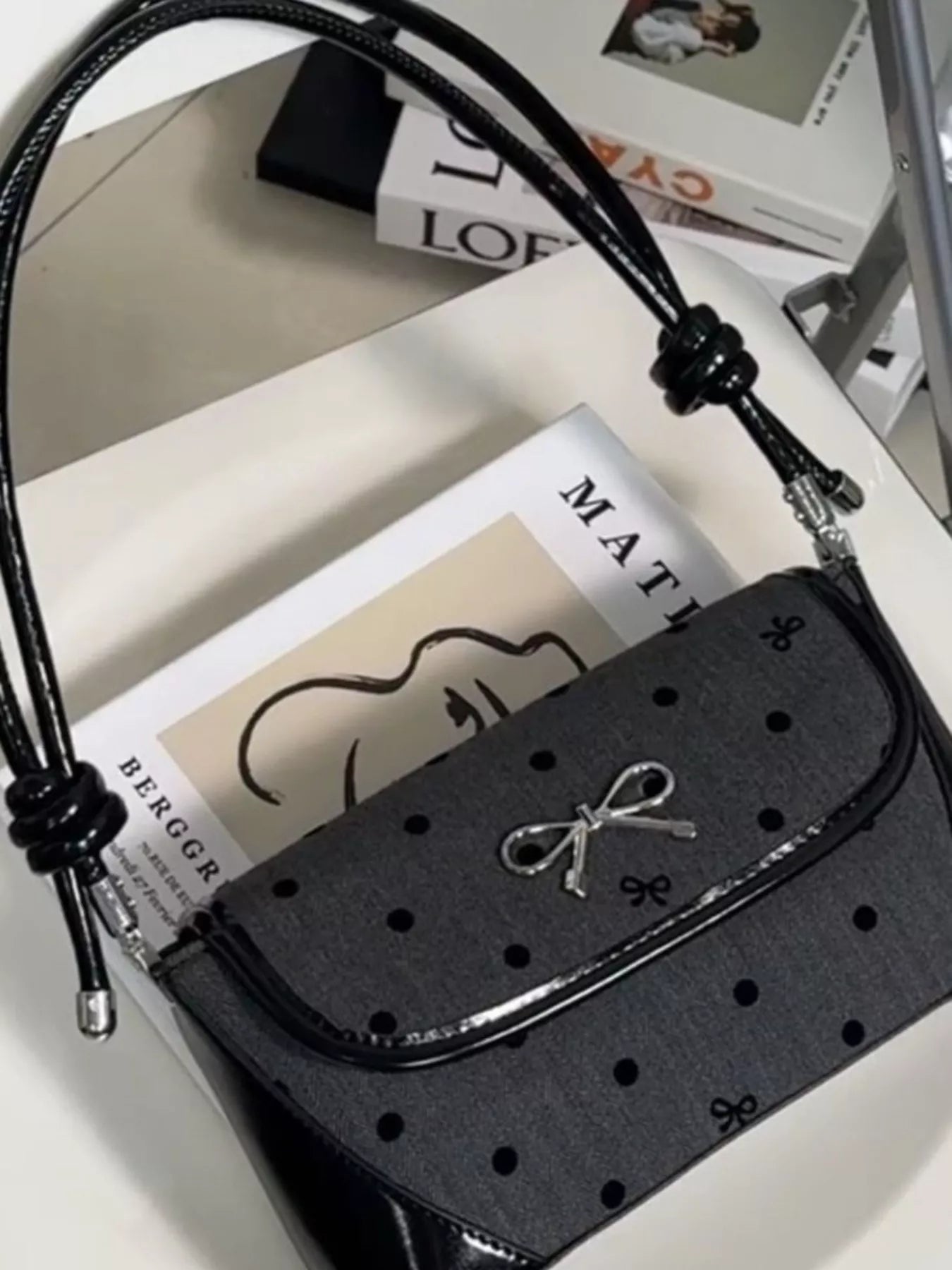 43d00277067b4d95bdf627c835a67040-Max-Origin