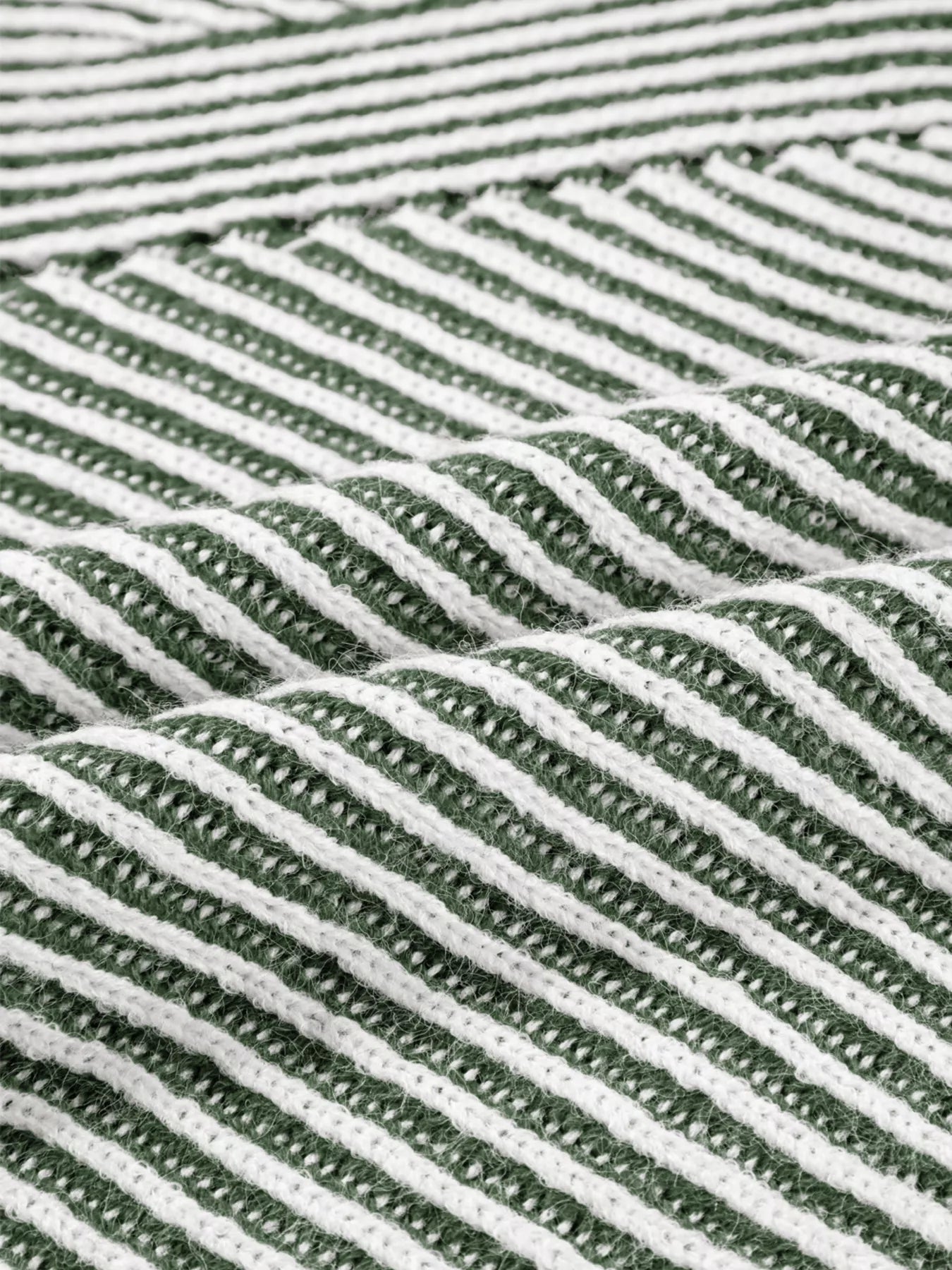 7478f446e03b4ee9939bdb816e758104-Max-Origin