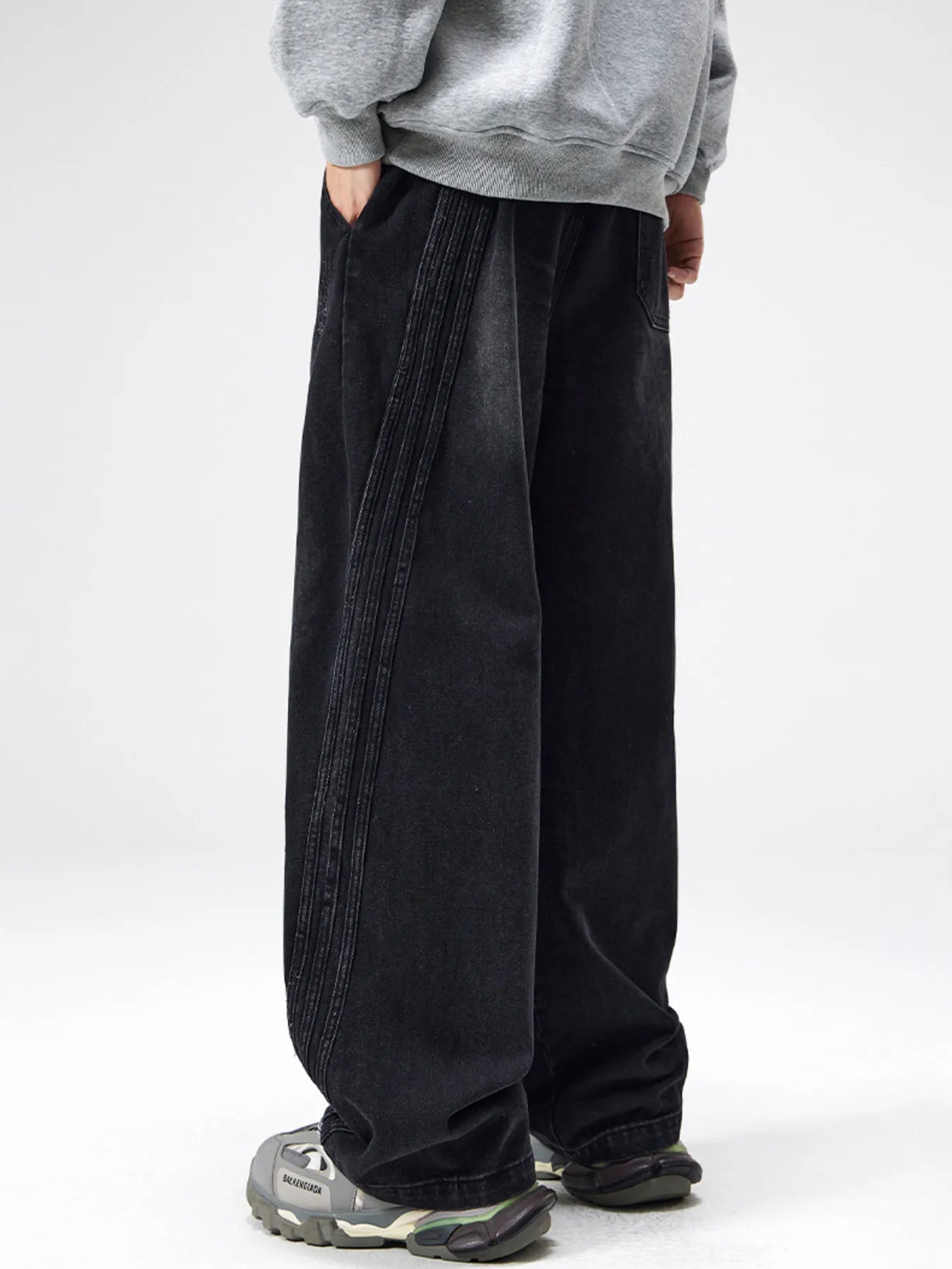 d82a5aec6021456dbc2f1ce38f867415-Max-Origin